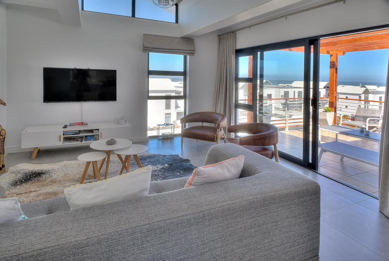 Azure 216 Apartment Bloubergstrand Exterior photo