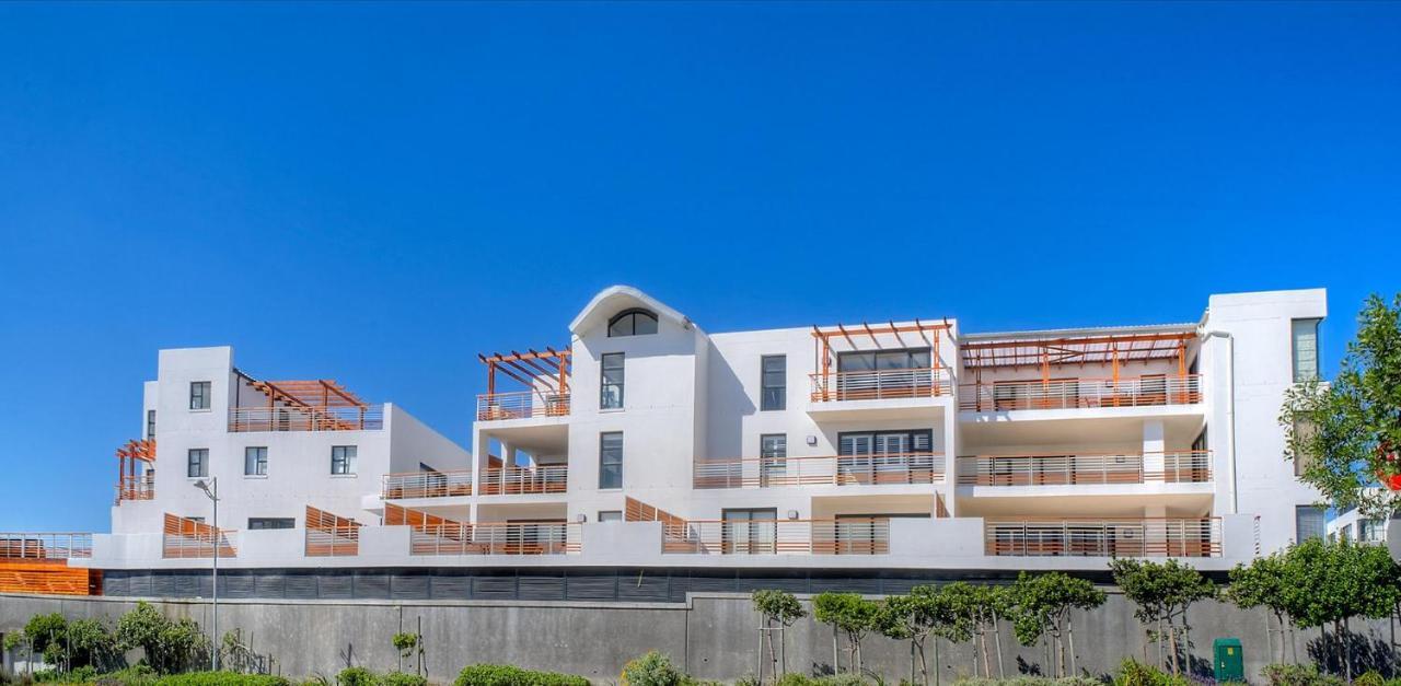 Azure 216 Apartment Bloubergstrand Exterior photo